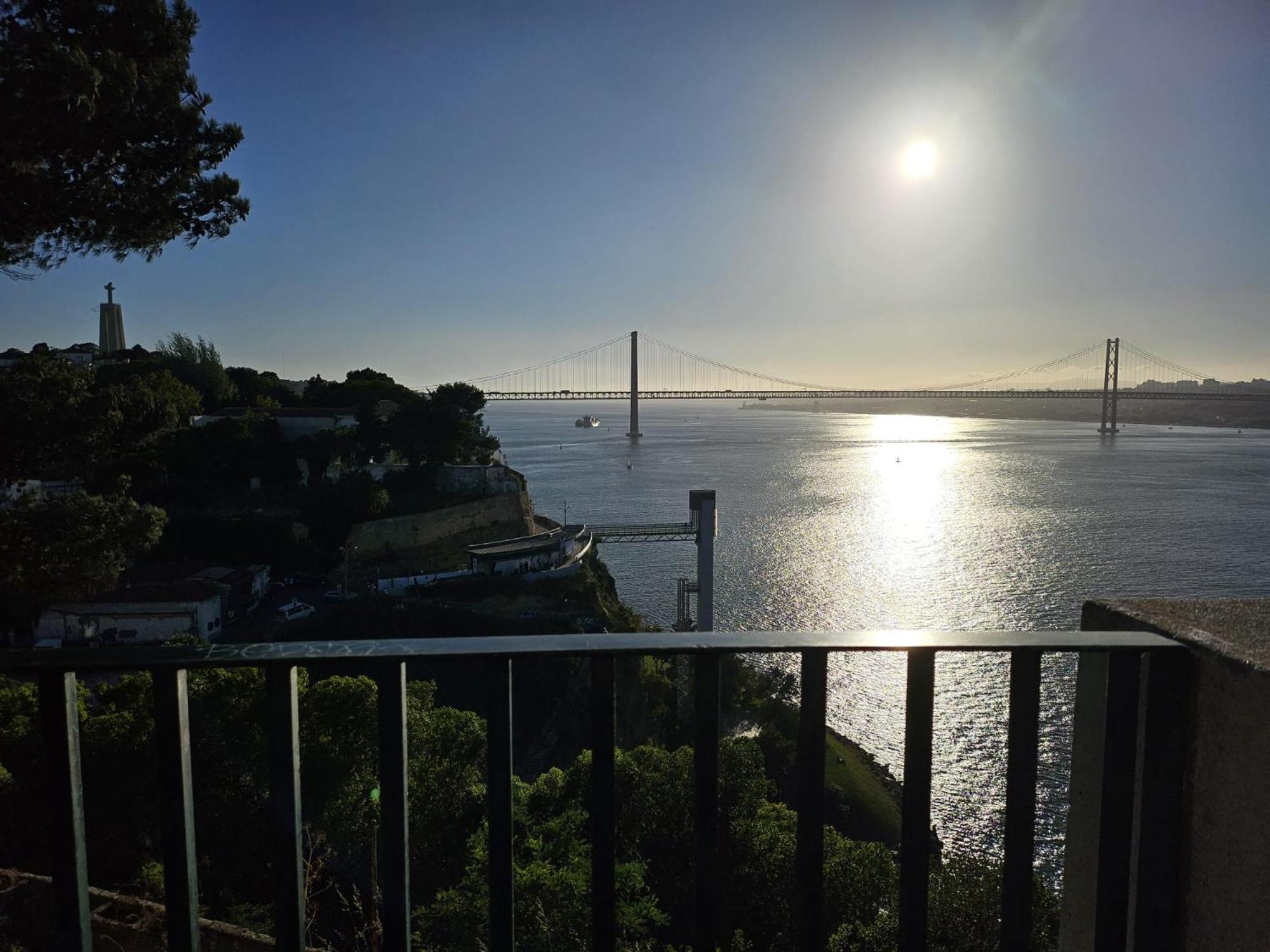 Cantinho Do Tejo Almada Bagian luar foto